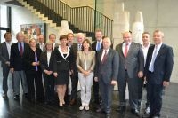 Bundesumweltminister Peter Altmaier (3.v.r.) und seine Länderkolleginnen und -kollegen in der Thüringer Landesvertretung